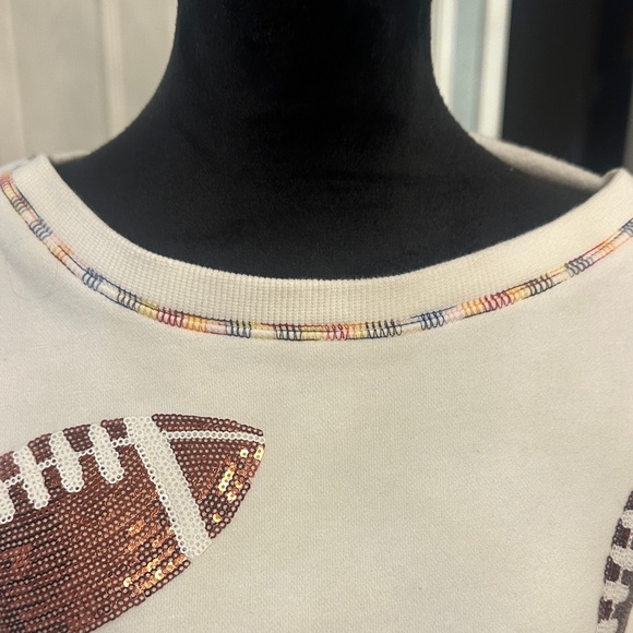 Women's Sporty Football Print Crew Neck Sweatshirt - Picture 3 of 7